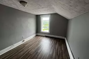 10-12 School Square, Winchendon, MA 01368 - Photo 9