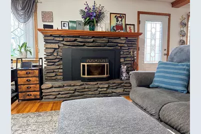 33 Slater St, Webster, MA 01570 - Photo 7