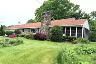 33 Slater St, Webster, MA 01570 - Photo 1