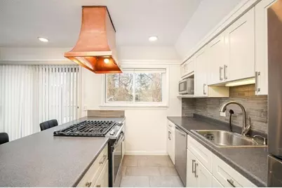 58 Williamsburg Dr #58, Springfield, MA 01108 - Photo 5