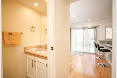 58 Williamsburg Dr #58, Springfield, MA 01108 - Photo 3