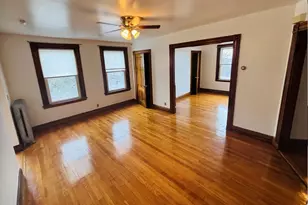 23 Munroe St, Somerville, MA 02143 - Photo 1