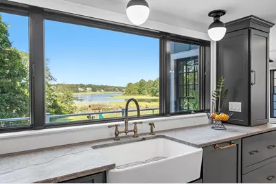 392 S Main St, Cohasset, MA 02025 - Photo 11