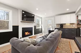 5 Susan Dr, Hopkinton, MA 01748 - Photo 9