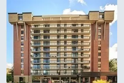 60 Longwood Ave #806, Brookline, MA 02446 - Photo 1