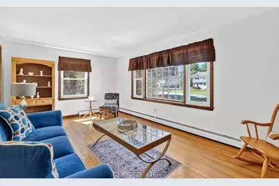 6 Ladd Ln, Wilbraham, MA 01095 - Photo 13