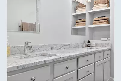 844 E 4th Street #2, Boston, MA 02127 - Photo 17