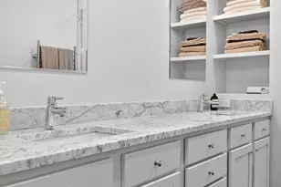 844 E 4th St, Boston, MA 02127 - Photo 17