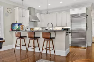844 E 4th St, Boston, MA 02127 - Photo 7