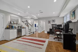 844 E 4th St, Boston, MA 02127 - Photo 23
