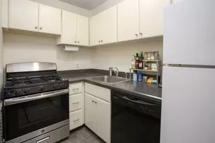 33 Pond Ave, Brookline, MA 02445 - Photo 5