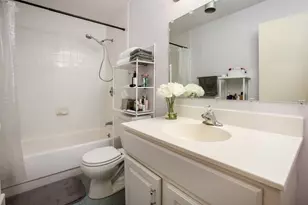 33 Pond Ave, Brookline, MA 02445 - Photo 7