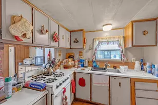 1790 Massachusetts Ave, Lunenburg, MA 01462 - Photo 5