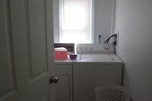 68-72 Mooreland St, Springfield, MA 01104 - Photo 17