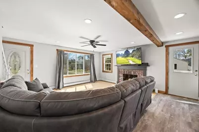 8 Susan Ln, Middleborough, MA 02346 - Photo 9