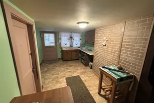 98 Medway St, Norfolk, MA 02056 - Photo 5