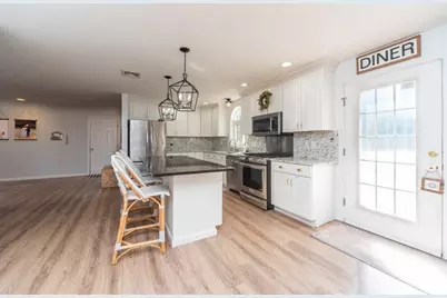 2 Winter Hill Rd, Mattapoisett, MA 02739 - Photo 11