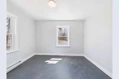 32 Shores St, Taunton, MA 02780 - Photo 17