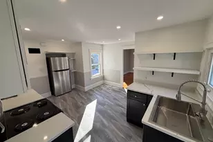 240 Nahatan, Norwood, MA 02062 - Photo 3