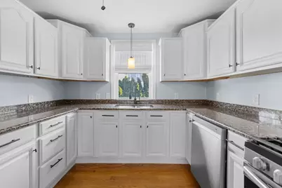 36 McClure Place, Fall River, MA 02720 - Photo 5