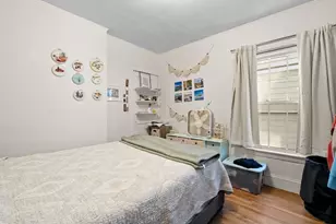 35 Eustis St, Cambridge, MA 02140 - Photo 15