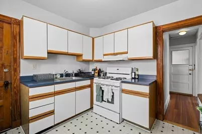 35 Eustis St, Cambridge, MA 02140 - Photo 19