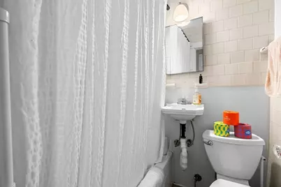 35 Eustis St, Cambridge, MA 02140 - Photo 33