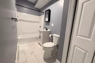 25 Central Square, Brockton, MA 02188 - Photo 9