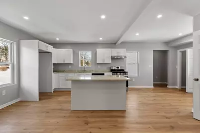 26 Pratt Rd, Fitchburg, MA 01420 - Photo 3