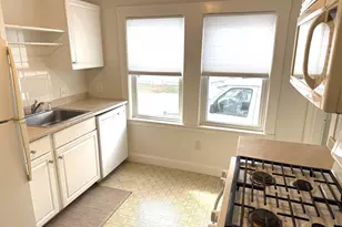 43 Winter, Medford, MA 02155 - Photo 3