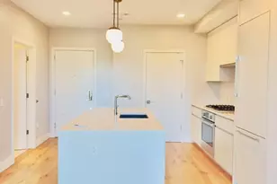 191 Washington St, Boston, MA 02135 - Photo 17