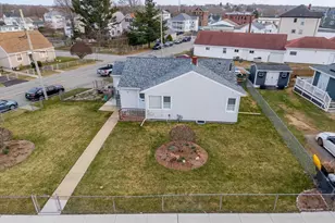 47 Stockton St, Fall River, MA 02721 - Photo 17