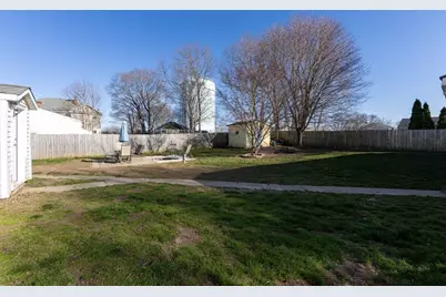 103 Chicago St, Fall River, MA 02721 - Photo 31