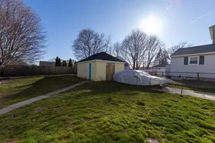 103 Chicago St, Fall River, MA 02721 - Photo 29