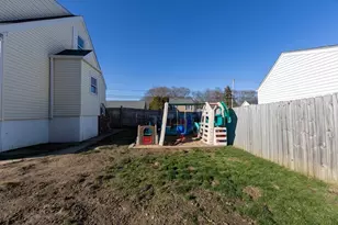 103 Chicago St, Fall River, MA 02721 - Photo 31