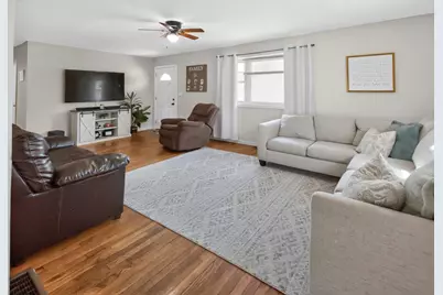 1 Carmen Park Dr, Middleborough, MA 02346 - Photo 3