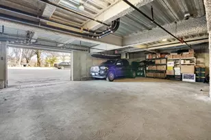 572 Freeport St, Boston, MA 02122 - Photo 25