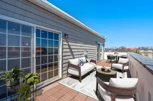 572 Freeport St, Boston, MA 02122 - Photo 9