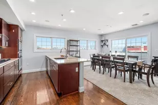 572 Freeport St, Boston, MA 02122 - Photo 5