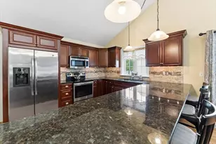 62 Beech Hill Rd, West Springfield, MA 01089 - Photo 5