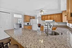 89 Trailwood Dr, Bridgewater, MA 02324 - Photo 5