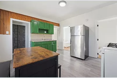 69 E Central, Worcester, MA 01605 - Photo 17