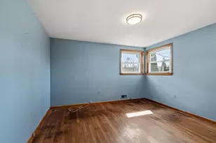 28 Hibiscus Ave, Waltham, MA 02451 - Photo 21