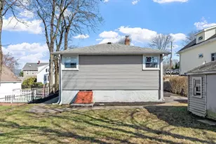 28 Hibiscus Ave, Waltham, MA 02451 - Photo 31