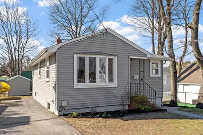 28 Hibiscus Ave, Waltham, MA 02451 - Photo 3