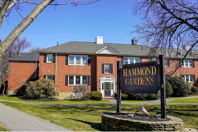 33 Hammond Pond Parkway #2, Newton, MA 02467 - Photo 1