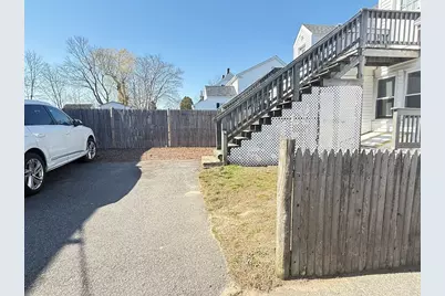 406-408 Court St #406, Plymouth, MA 02360 - Photo 3