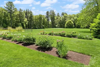 111 Hager St, Marlborough, MA 01752 - Photo 27