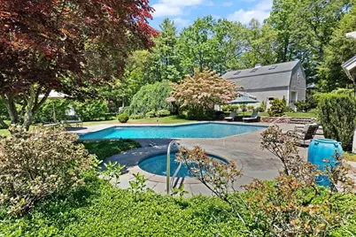 111 Hager St, Marlborough, MA 01752 - Photo 9