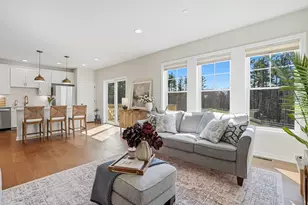 11 Winslow Ln, Grafton, MA 01536 - Photo 13